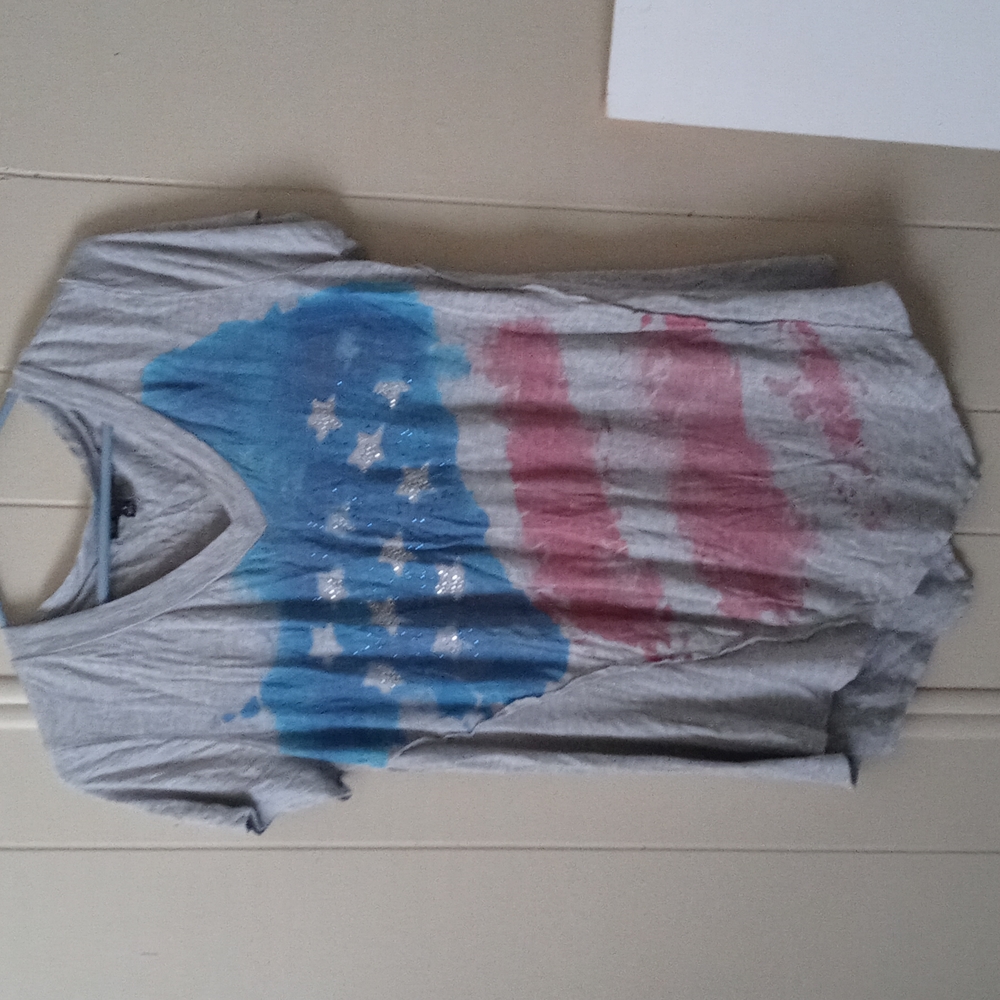 Signature Studio Short Sleeve Tee